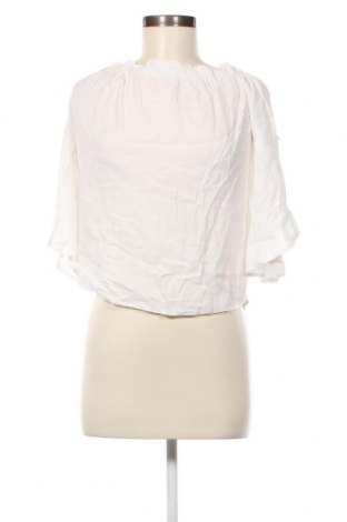 Damen Shirt Bershka, Größe S, Farbe Weiß, Preis 2,64 €