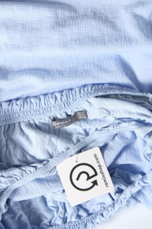 Γυναικεία μπλούζα Bershka, Μέγεθος S, Χρώμα Μπλέ, Τιμή 2,94 €