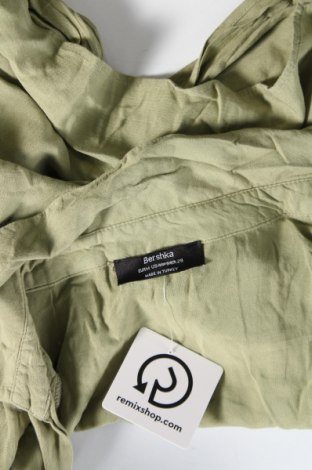Damen Shirt Bershka, Größe M, Farbe Grün, Preis € 5,29