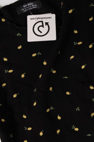 Damen Shirt Bershka, Größe S, Farbe Schwarz, Preis 5,83 €