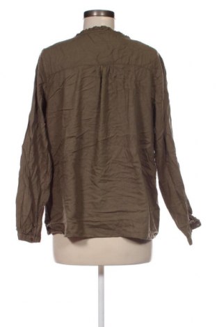 Damen Shirt Cream, Größe M, Farbe Grün, Preis 3,49 €