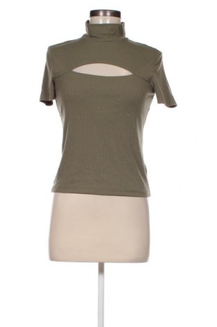 Γυναικεία μπλούζα Cropp, Μέγεθος M, Χρώμα Πράσινο, Τιμή 5,26 €