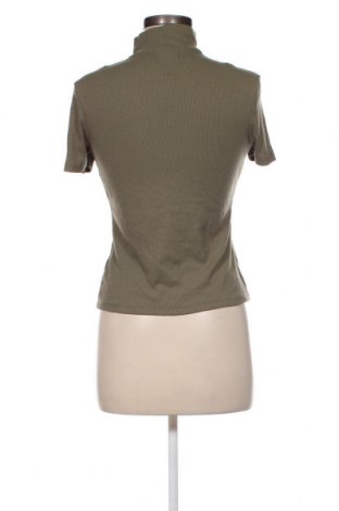 Damen Shirt Cropp, Größe M, Farbe Grün, Preis € 4,73