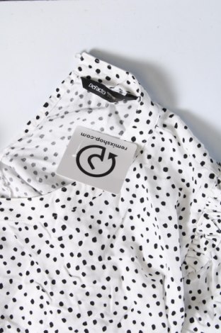 Damen Shirt Defacto, Größe L, Farbe Weiß, Preis 6,61 €