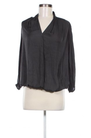 Damen Shirt Esprit, Größe M, Farbe Grau, Preis 10,65 €