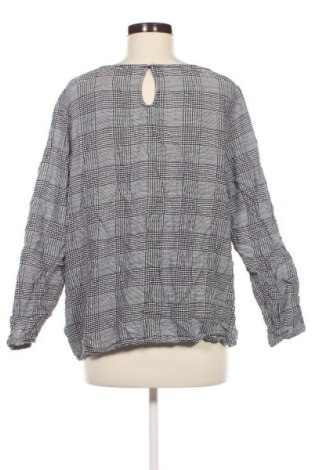Γυναικεία μπλούζα Essentials by Tchibo, Μέγεθος XL, Χρώμα Πολύχρωμο, Τιμή 5,88 €