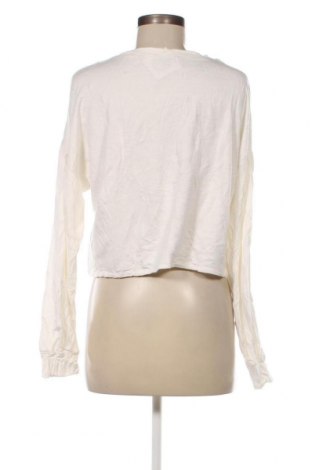 Дамска блуза Fashion nova, Размер L, Цвят Бял, Цена 19,00 лв.