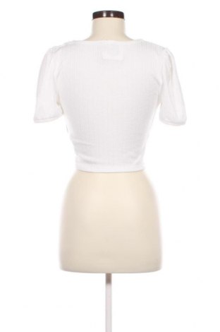 Γυναικεία μπλούζα Fb Sister, Μέγεθος M, Χρώμα Λευκό, Τιμή 3,53 €