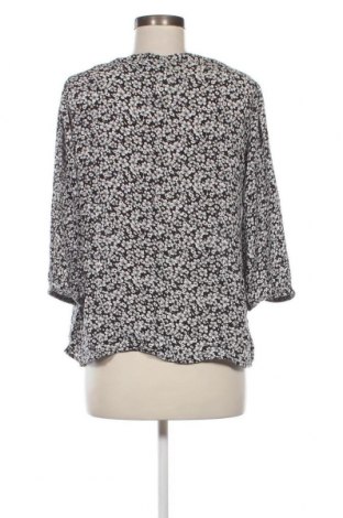 Γυναικεία μπλούζα Gina, Μέγεθος L, Χρώμα Πολύχρωμο, Τιμή 4,70 €