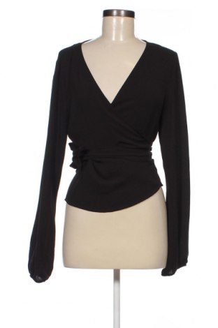 Γυναικεία μπλούζα Gina Tricot, Μέγεθος M, Χρώμα Μαύρο, Τιμή 4,95 €