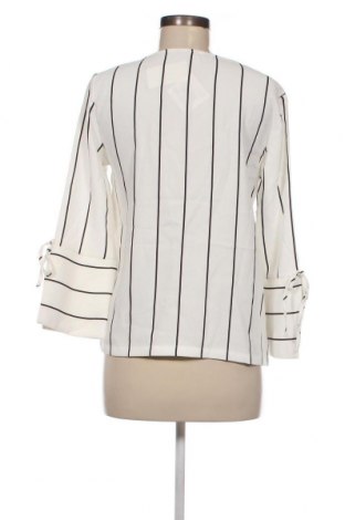Γυναικεία μπλούζα H&M, Μέγεθος S, Χρώμα Λευκό, Τιμή 5,75 €