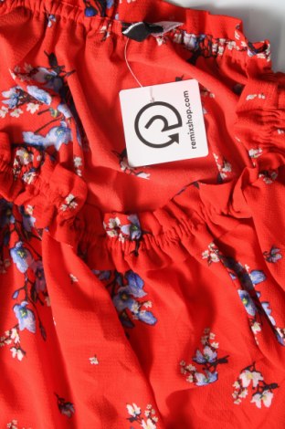 Дамска блуза H&M Divided, Размер XL, Цвят Червен, Цена 8,55 лв.