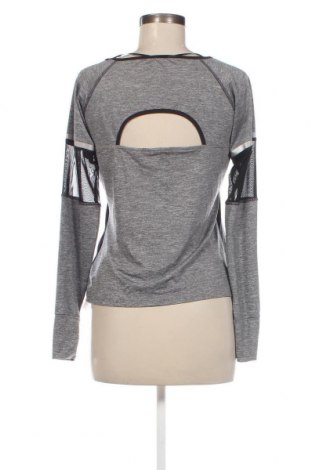 Damen Shirt Jennyfer, Größe L, Farbe Grau, Preis 21,87 €