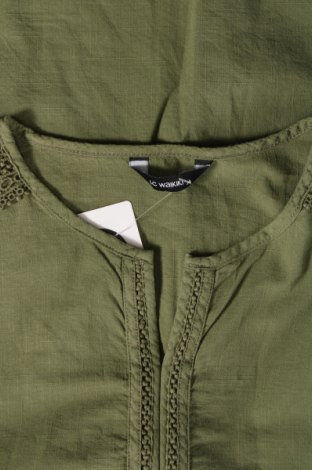 Дамска блуза LC Waikiki, Размер M, Цвят Зелен, Цена 22,23 лв.