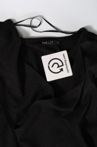 Γυναικεία μπλούζα Mohito, Μέγεθος M, Χρώμα Μαύρο, Τιμή 4,11 €