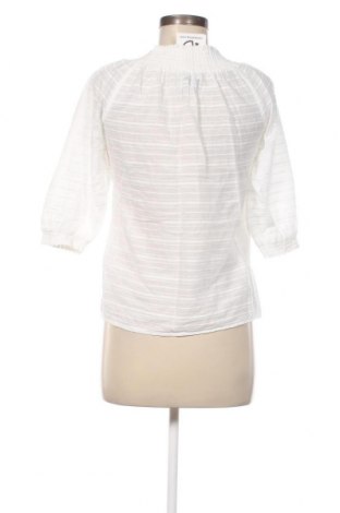 Дамска блуза Moves by Minimum, Размер S, Цвят Бял, Цена 31,08 лв.
