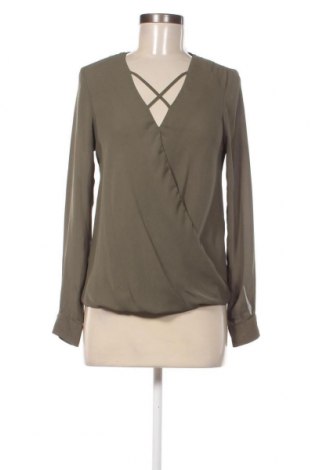 Damen Shirt New Look, Größe S, Farbe Grün, Preis 5,77 €