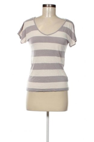 Γυναικεία μπλούζα Pull&Bear, Μέγεθος S, Χρώμα Πολύχρωμο, Τιμή 5,83 €
