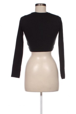 Дамска блуза Pull&Bear, Размер XS, Цвят Черен, Цена 12,71 лв.