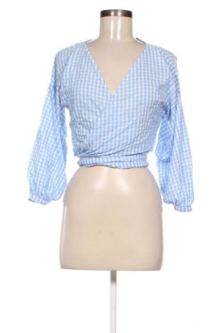 Damen Shirt Pull&Bear, Größe M, Farbe Blau, Preis 13,22 €
