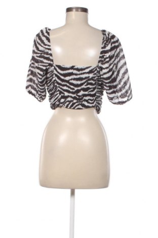 Дамска блуза Pull&Bear, Размер M, Цвят Многоцветен, Цена 10,91 лв.