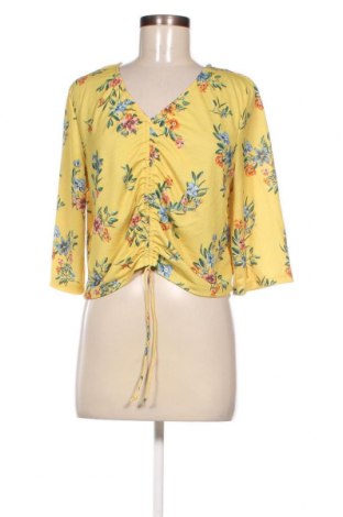 Γυναικεία μπλούζα Pull&Bear, Μέγεθος M, Χρώμα Πολύχρωμο, Τιμή 6,46 €