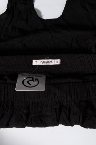 Дамска блуза Pull&Bear, Размер S, Цвят Черен, Цена 5,70 лв.