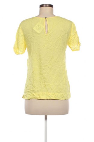 Damen Shirt Q/S by S.Oliver, Größe XS, Farbe Gelb, Preis 4,73 €