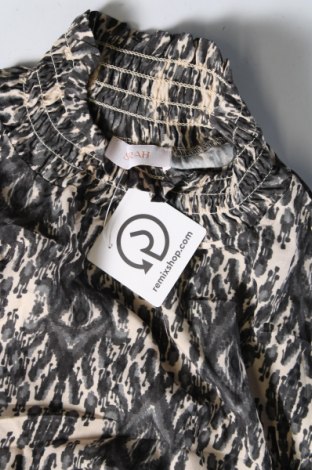 Γυναικεία μπλούζα Sarah, Μέγεθος M, Χρώμα Πολύχρωμο, Τιμή 4,70 €
