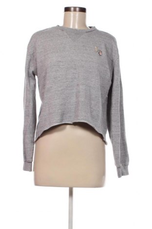 Damen Shirt Stradivarius, Größe M, Farbe Grau, Preis 1,99 €