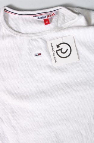 Damen Shirt Tommy Jeans, Größe M, Farbe Weiß, Preis 40,21 €