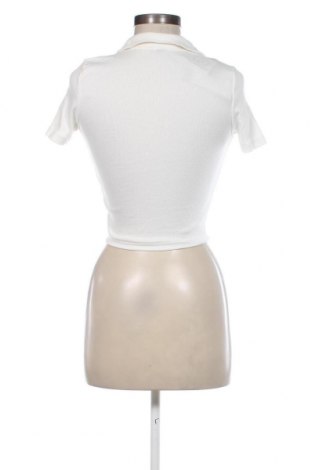 Дамска блуза Trendyol, Размер S, Цвят Бял, Цена 19,25 лв.