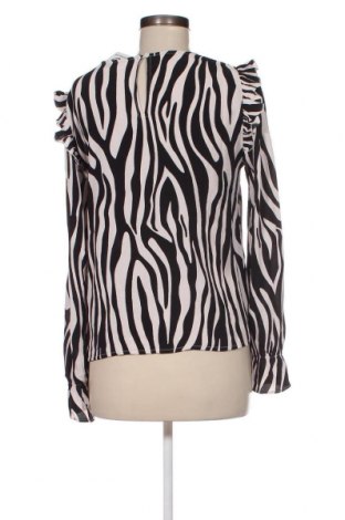 Дамска блуза VILA, Размер M, Цвят Многоцветен, Цена 13,80 лв.