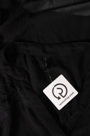 Дамска блуза Vero Moda, Размер XL, Цвят Черен, Цена 23,80 лв.