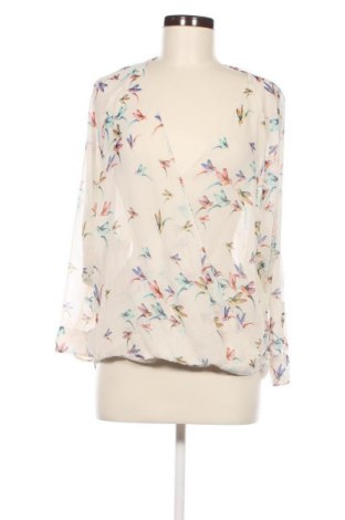 Дамска блуза Zara Trafaluc, Размер M, Цвят Екрю, Цена 8,10 лв.