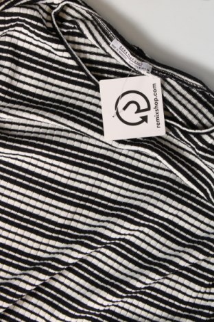 Γυναικεία μπλούζα Zara Trafaluc, Μέγεθος M, Χρώμα Πολύχρωμο, Τιμή 7,87 €