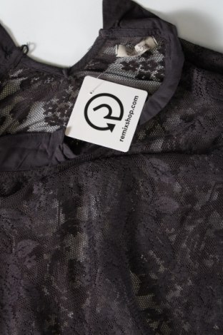 Γυναικεία μπλούζα Zara Trafaluc, Μέγεθος S, Χρώμα Γκρί, Τιμή 8,29 €