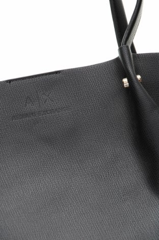 Дамска чанта Armani Exchange, Цвят Черен, Цена 265,05 лв.