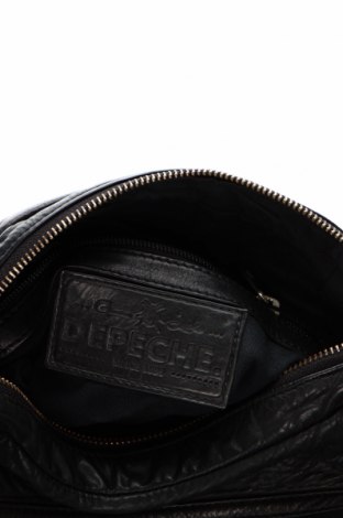 Дамска чанта Depeche, Цвят Черен, Цена 68,00 лв.