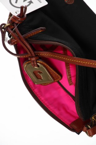 Дамска чанта Dooney & Bourke, Цвят Черен, Цена 53,20 лв.