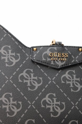 Дамска чанта Guess, Цвят Черен, Цена 265,00 лв.