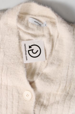 Damen Strickjacke Reserved, Größe S, Farbe Weiß, Preis € 4,24