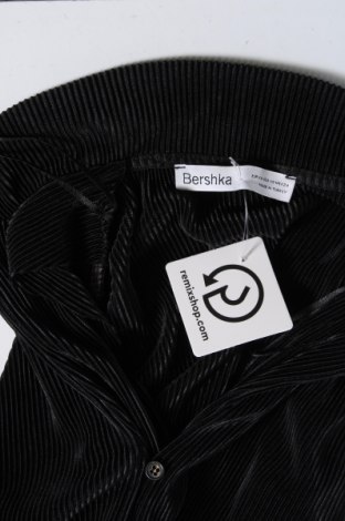 Cămașă de femei Bershka, Mărime XS, Culoare Negru, Preț 37,01 Lei