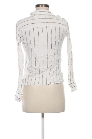 Γυναικείο πουκάμισο Bershka, Μέγεθος S, Χρώμα Λευκό, Τιμή 7,73 €