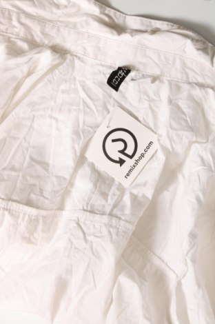 Γυναικείο πουκάμισο H&M Divided, Μέγεθος M, Χρώμα Λευκό, Τιμή 23,81 €