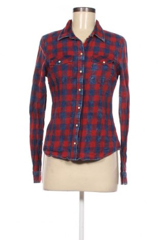 Γυναικείο πουκάμισο ONLY, Μέγεθος S, Χρώμα Πολύχρωμο, Τιμή 4,95 €