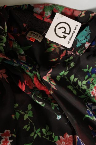 Γυναικείο πουκάμισο ONLY, Μέγεθος S, Χρώμα Πολύχρωμο, Τιμή 4,33 €