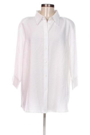 Дамска риза Outfit, Размер XXL, Цвят Бял, Цена 15,25 лв.