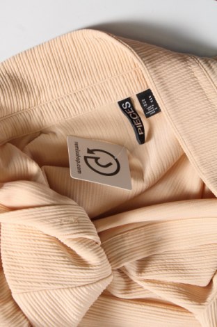 Γυναικείο πουκάμισο Pieces, Μέγεθος M, Χρώμα  Μπέζ, Τιμή 5,83 €