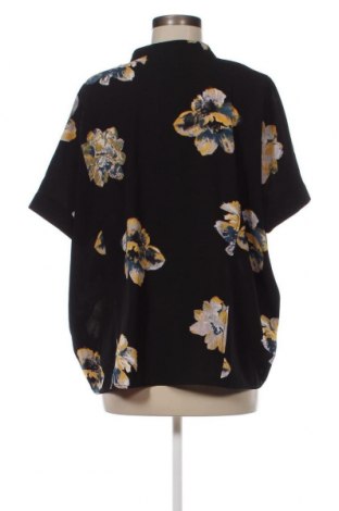Γυναικείο πουκάμισο VILA, Μέγεθος M, Χρώμα Πολύχρωμο, Τιμή 4,95 €